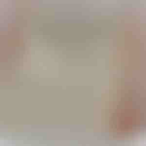 No vīra sievai | SYNDRA